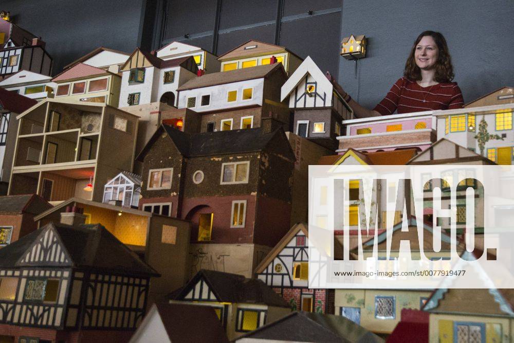 Museum of Childhood: At Home in a Doll House