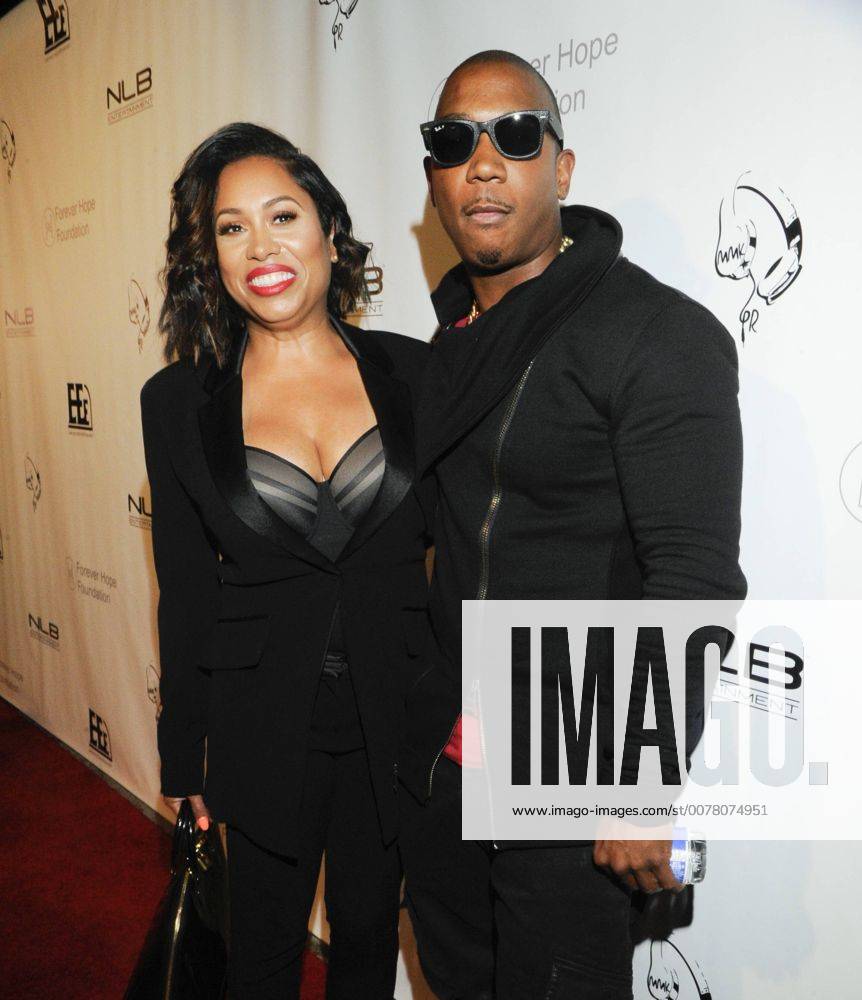 Ja Rule And Wife Aisha Atkins Arrive At Diddy S Finnagetloose Vma After Party At Supperclub On Augus 8342