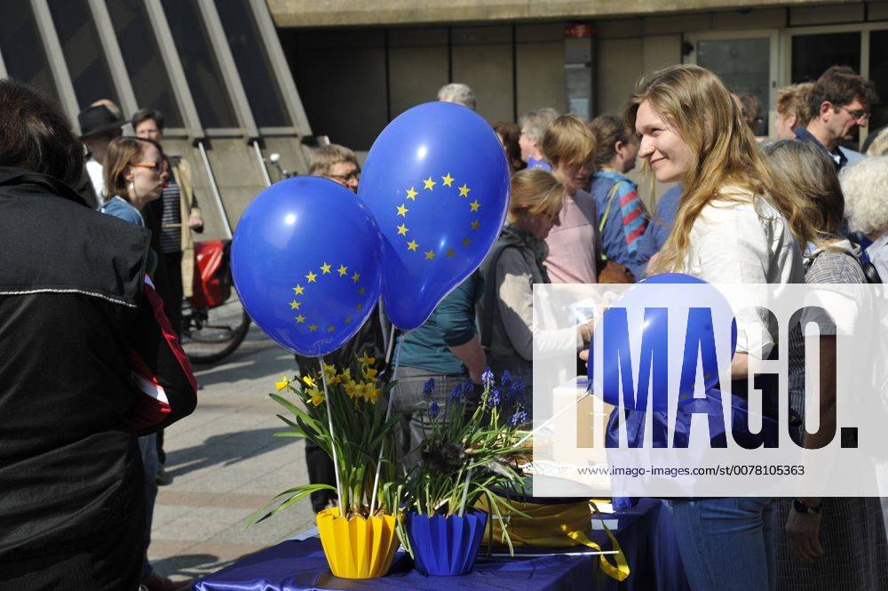 Feature Symbol: Demonstration Von Pulse Of Europe 04 17 Thg ...