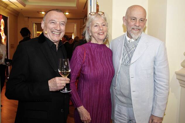 Rudolf John, John Malkovich und Birgit Hutter bei der Romy 2017 ...
