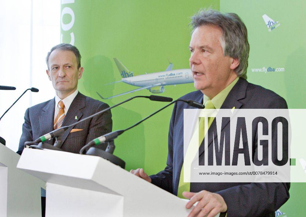 Dr. med Lutz HELMIG (l) , ( Gruender der Helios Kliniken ) steigt mit