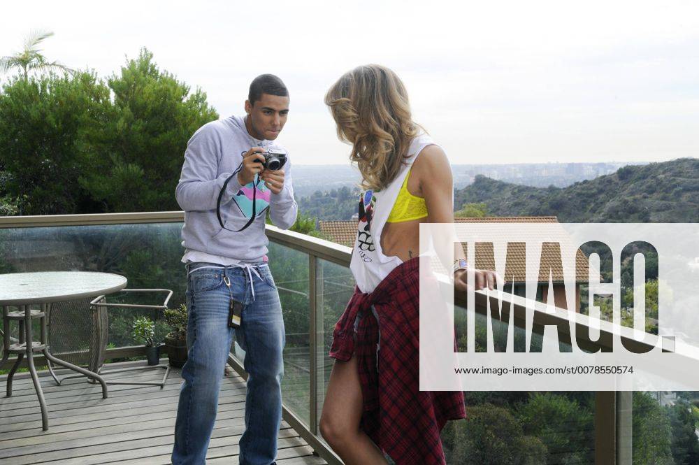Quincy Brown and Jasmine Sanders on set of Quincy Brown Stay Awhile