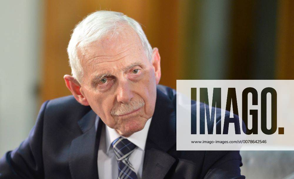 William Swing, Generaldirektor Internationale Organisation fuer