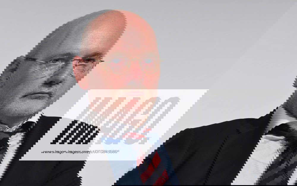 Prof. Dr. KarlEberhard Hain, Lehrstuhl für Öffentliches Recht und