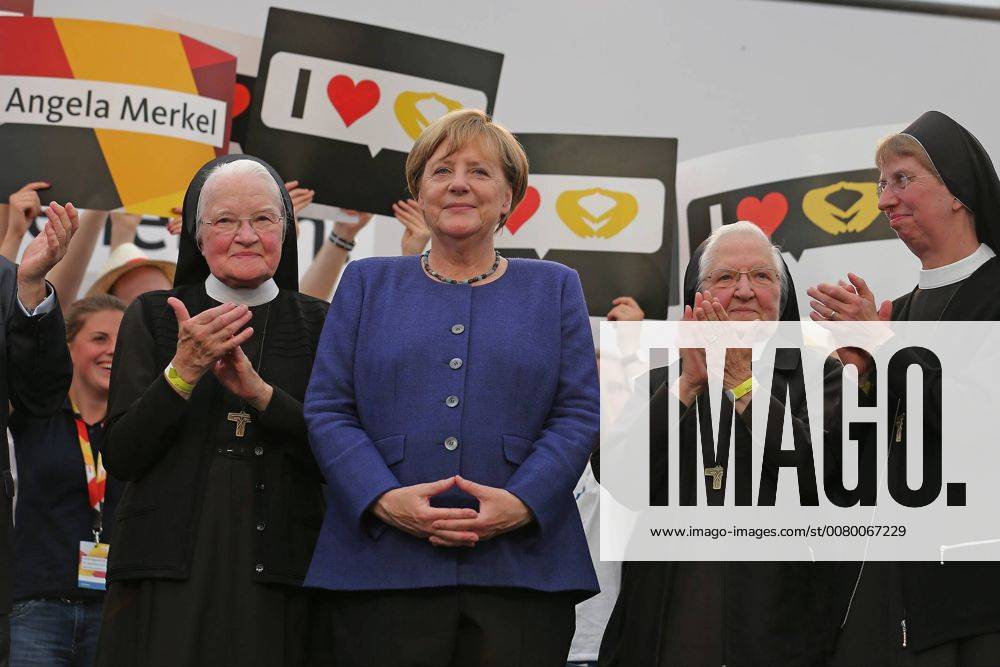 Election Campaign Event With Armin Laschet And Angela Merkel At 10 09 2017 At Protect The Place 