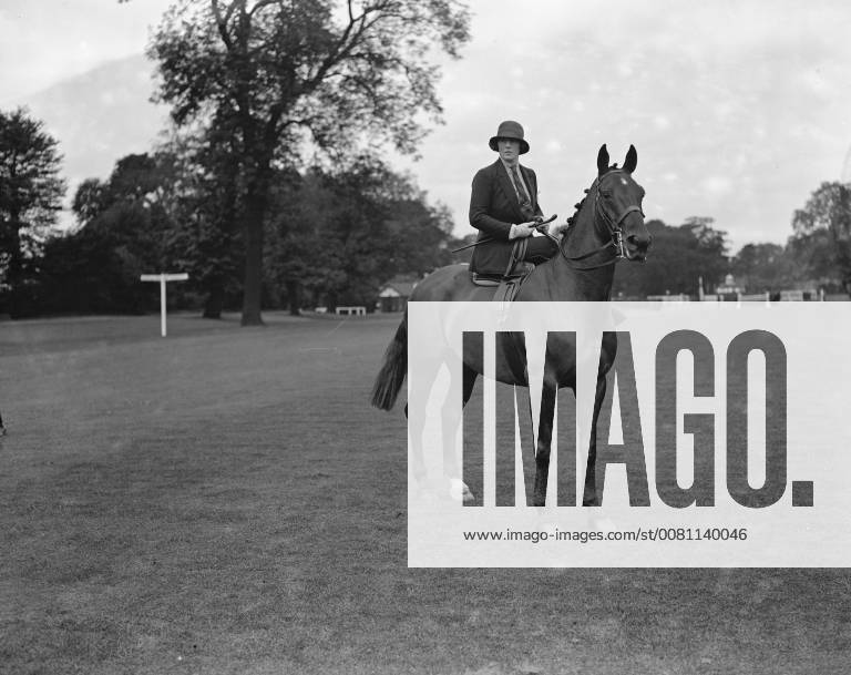 Ranelagh polo pony show . Mrs Phipps Hornby on Mussolini . 1926 ...