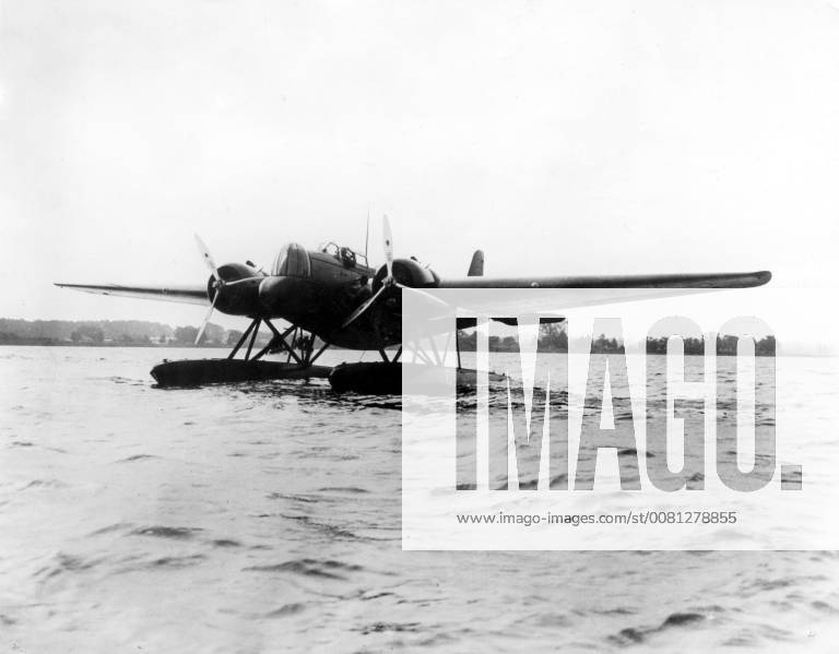 The new US Army seaplane bomber ready to take off at Langley Field ...