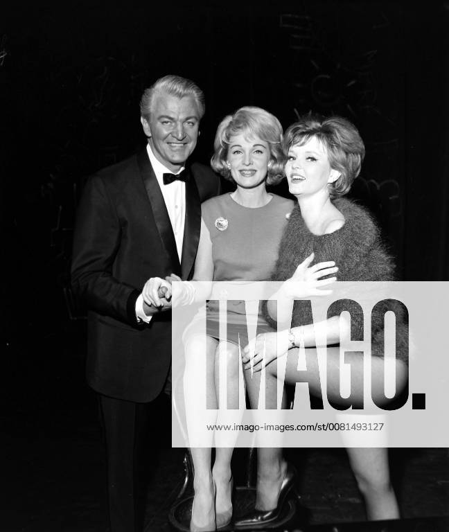 ART LUND, MARTI STEVENS AND ERICA RODGERS ACTRESS REHEARSALS IN LONDON ...