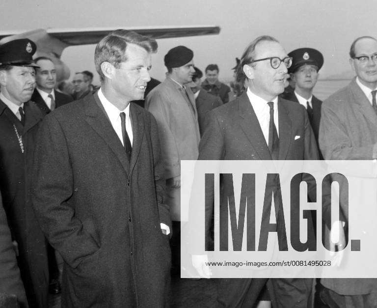 ROBERT KENNEDY AND LORD ROBERT CARRINGTON AT LONDON AIRPORT ; 24 JANUARY