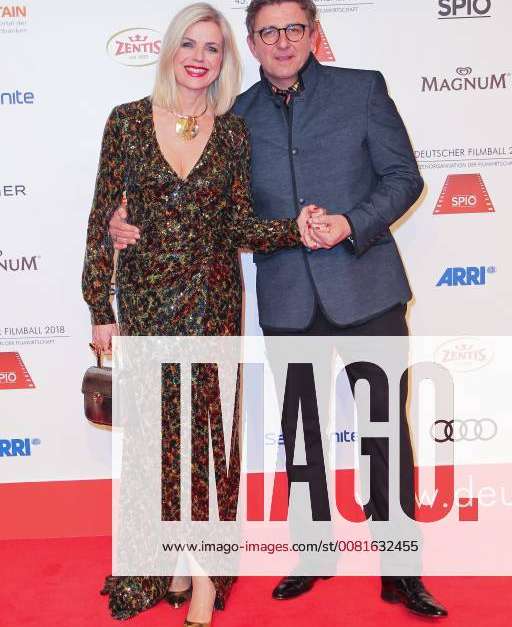 Hans Sigl mit Ehefrau Susanne Sigl, 45. Deutscher Filmball 2018 im ...