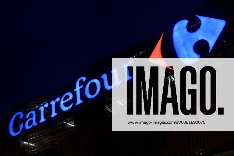 Carrefour logo hi-res stock photography and images - Page 7 - Alamy