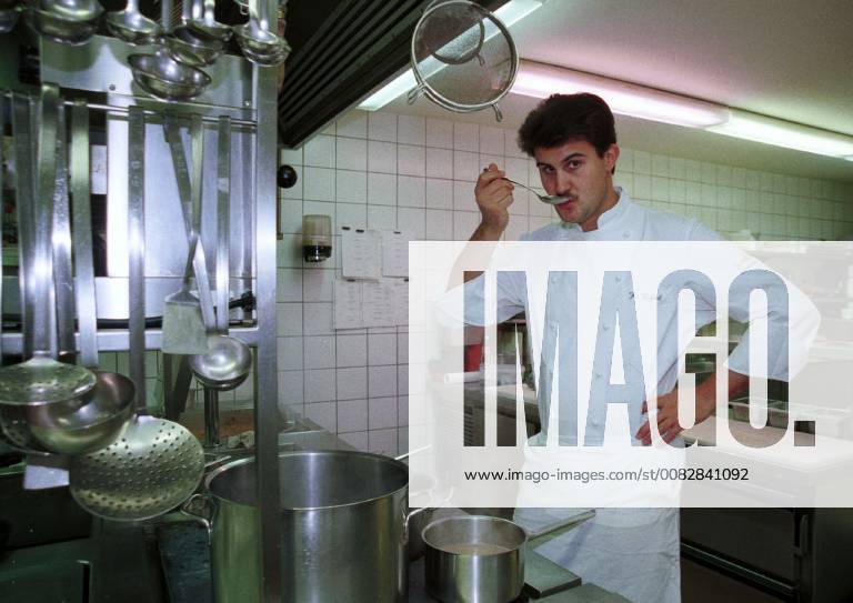 Klaus Erfort is one of the best German chefs Here is the star chef in