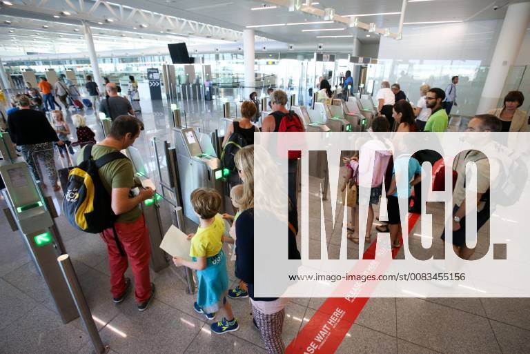  ZAVENTEM, BELGIUM Illustration picture shows the automatic control gates during an action of the