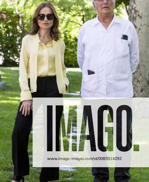 Isabelle Huppert und Carlos Saura beim Fototermin zur Verleihung des