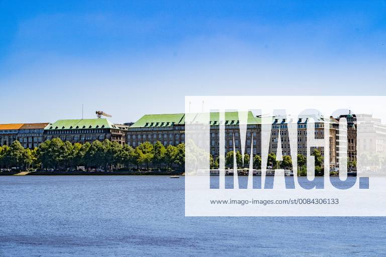 Binnenalster overlooking the building Headquarters Headquarters Hapag ...