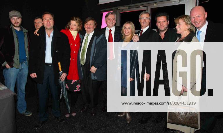 20071205, HASSELT, BELGIUM : The cast of Een television series Katarakt ...