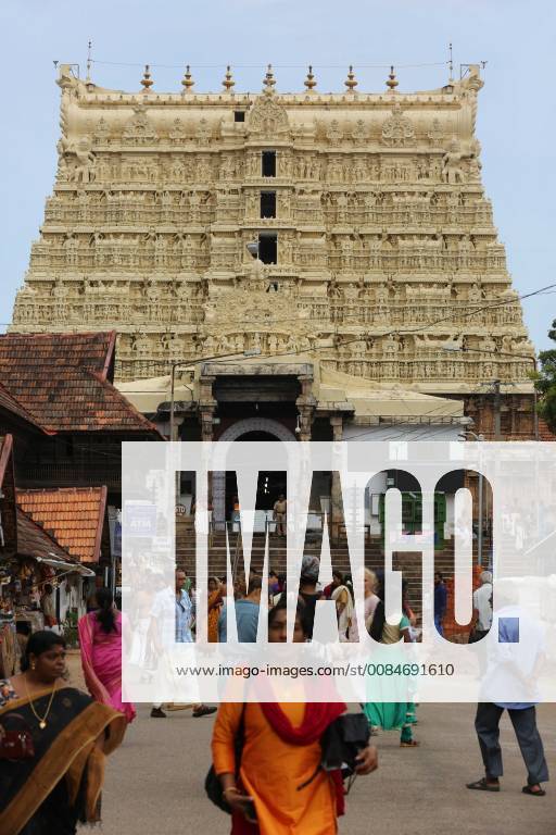 The riches and mysteries of Sree Padmanabhaswamy temple | Times of India  Travel