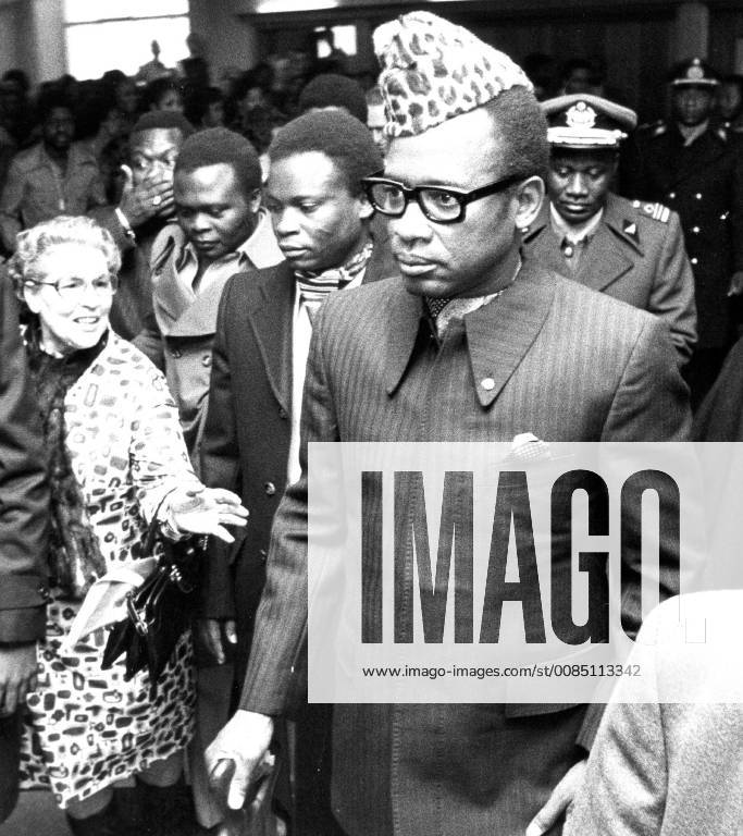 - The picture is about Zaire president Mobutu Sese Senko state visit to ...