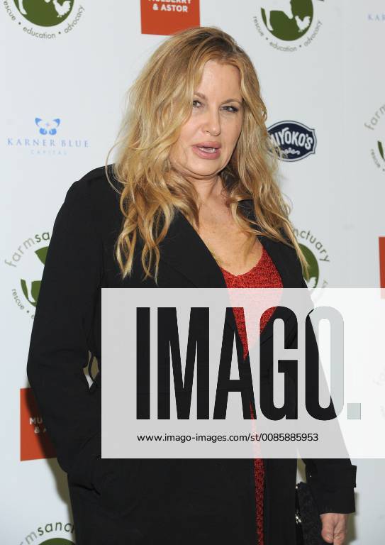 New York Ny October 04 Actress Jennifer Coolidge Attends The 2018 Farm Sanctuary On The Hudson