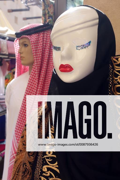 26 03 2018 Dubai UAE mannequins in traditional arabic clothing accessories everyday arabic asia
