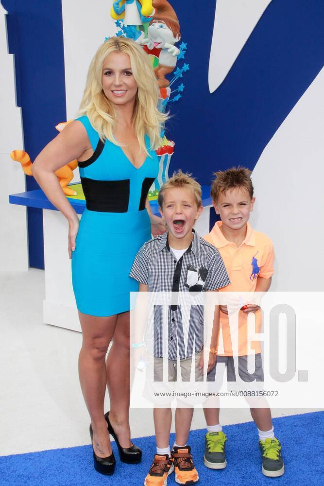 Britney Spears and sons Sean Federline and Jayden James Federline at ...