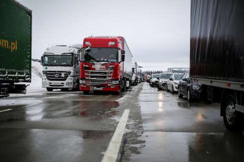 Selbitz GER traffic obstructions A9 winter full closure due to sliding ...