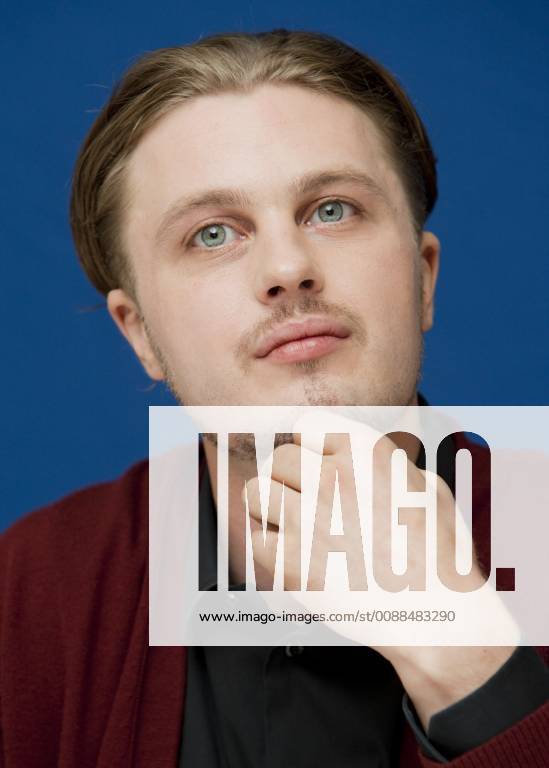 September 25, 2010 - Hollywood, California, U.S. - Actor Michael Pitt ...