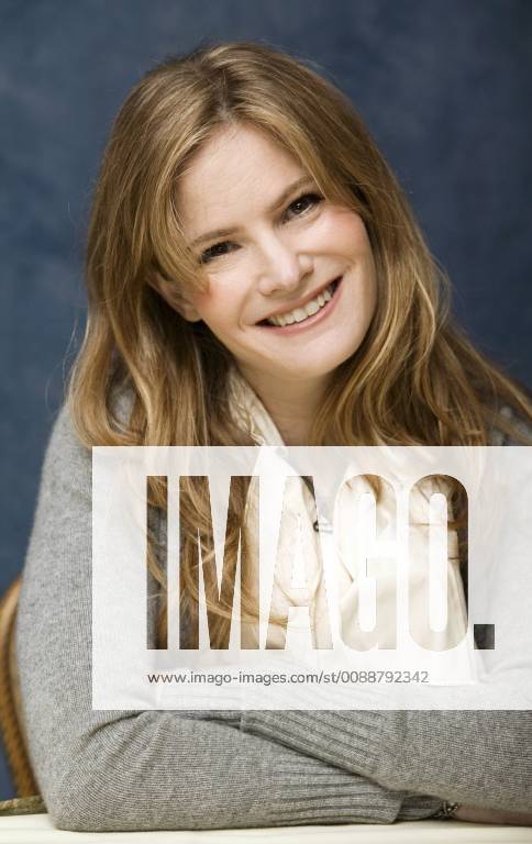 October New York New York USA Jennifer Jason Leigh Promoting Margot At The Wedding In