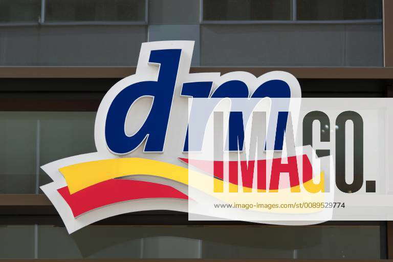 xmhx v l DM Branch in Frankfurt am Main at the Zeil Logo Symbol picture ...