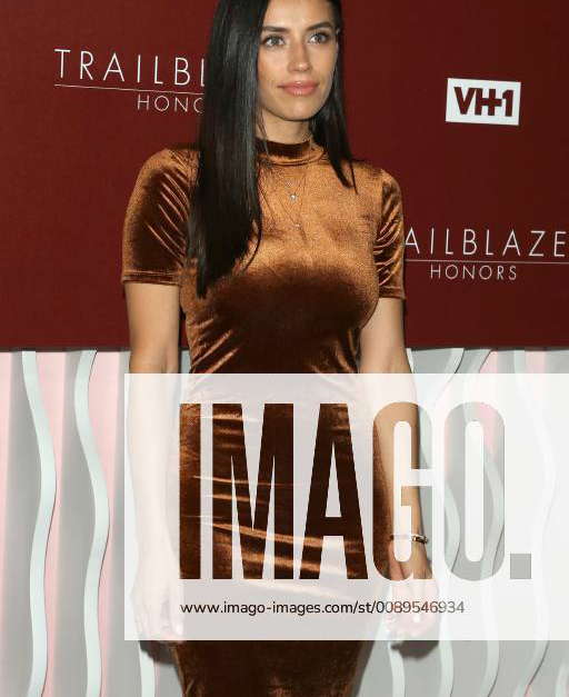 LOS ANGELES - FEB 20: Jennifer Delgado at VH1 Trailblazer Honors at the