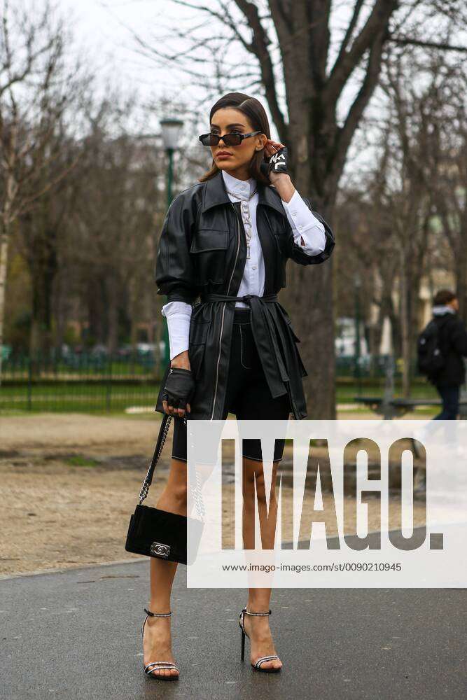 Easy Fashion: Camila Coelho at CHANEL - Paris Fashion Week