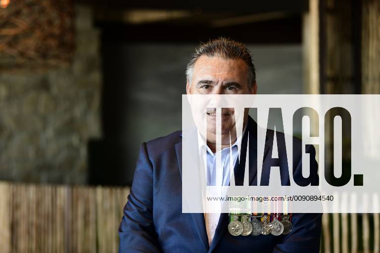 ANZAC DAY SYDNEY, LCDR Bill Tannock (Navy) join the Anzac Day