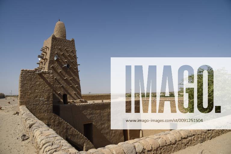 The Minaret Of The Djingareyber Grand Mosque Of Timbuktu One Of The Oldest Mosques In West Africa 8961