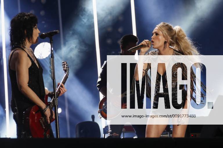 07 June 2019 - Nashville, Tennessee - Joan Jett. Carrie Underwood. 2019 ...