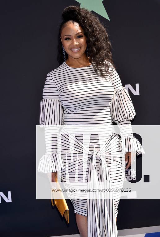 Erica Campbell Arrives For The 19th Annual Bet Awards At The Microsoft