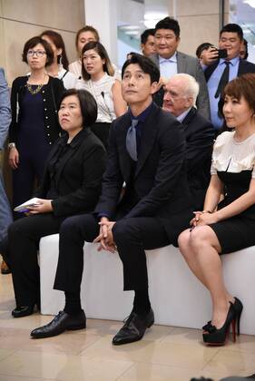 Korean actor and model Jung Woo sung front middle attends the