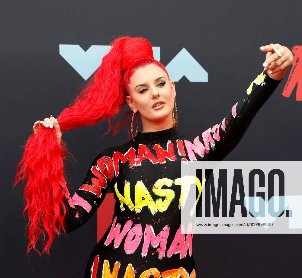 Justina Valentine arrives on the red carpet at the 36th annual MTV Video  Music Awards at