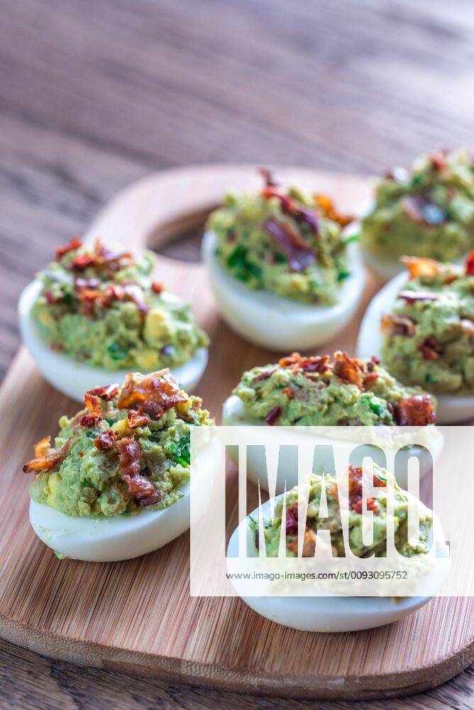 Bacon Guacamole Deviled Eggs Y 7065