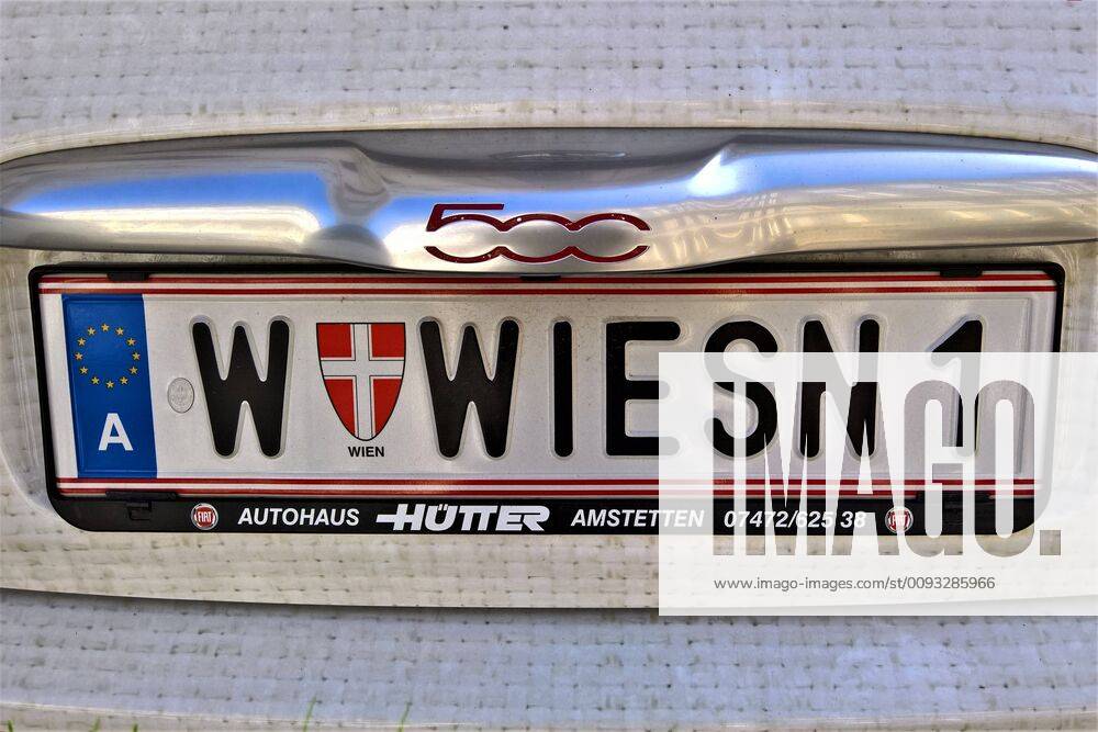 KFZ license plate Austria W for Vienna Lustig WIESN