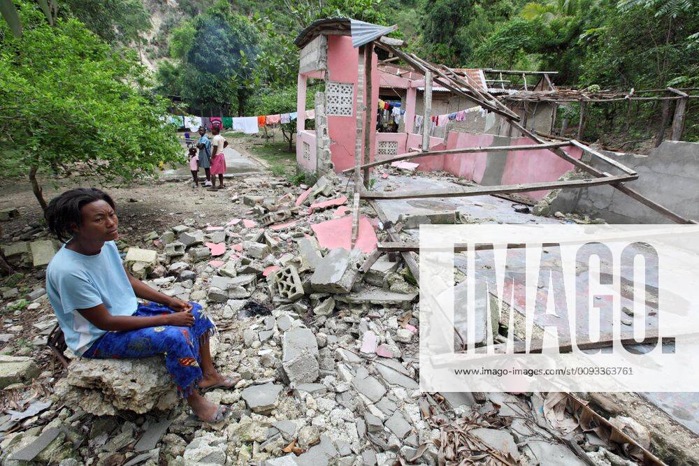 Leogane, Haiti Earthquake Natural disaster, destroyed house 24 05 2010