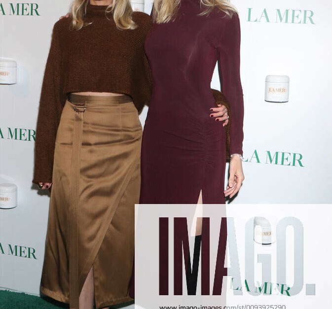 NEW YORK, NY - OCTOBER 3: Sara Foster and Erin Foster at La Mer By