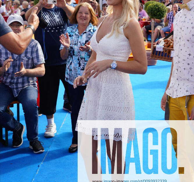 108 Anna Carina Woitschack Immer wieder Sonntags (IWS) Staffel 15, ARD vom 01.09..2019, Deutschlan 108 Anna Carina Woitschack Immer wieder Sonntags (IWS) Staffel 15, ARD vom 01.09..2019, Deutschlan