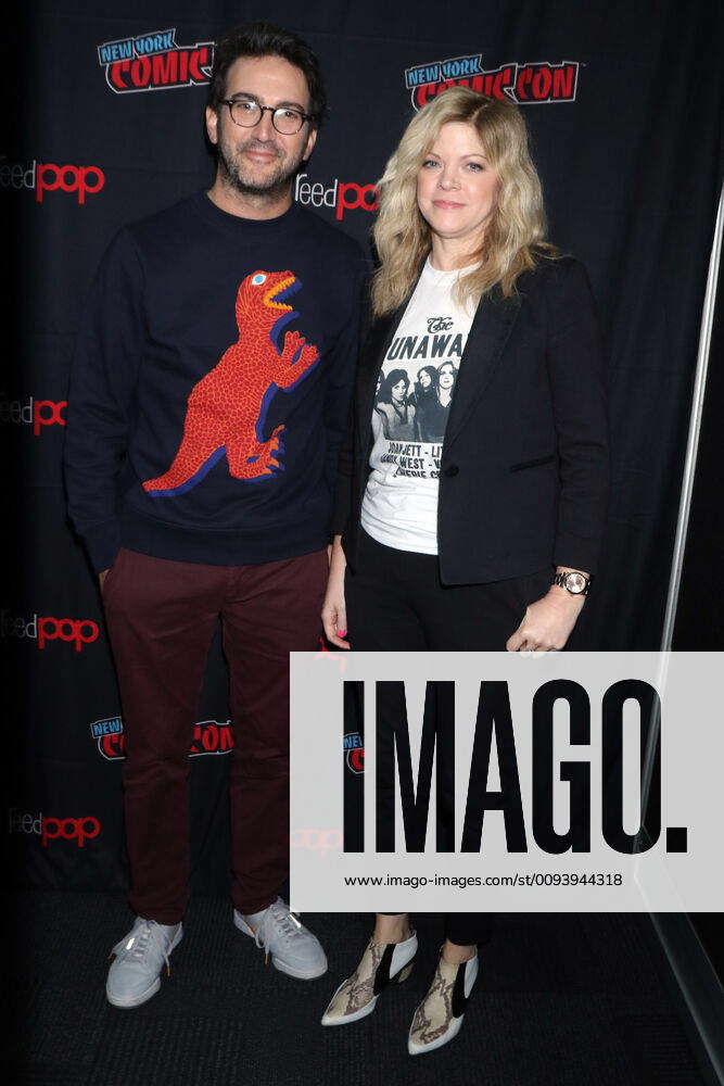 NEW YORK, NY - OCTOBER 04: Josh Schwartz and Stephanie Savage at Marvel ...