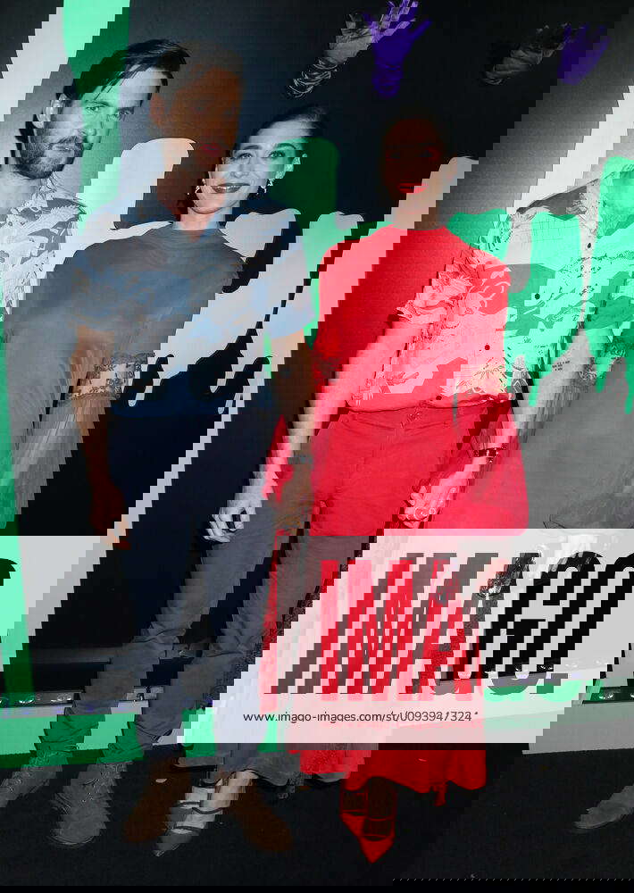 NEW YORK, NY OCTOBER 4 Tom Riley and Lizzy Caplan at the Hulu kick