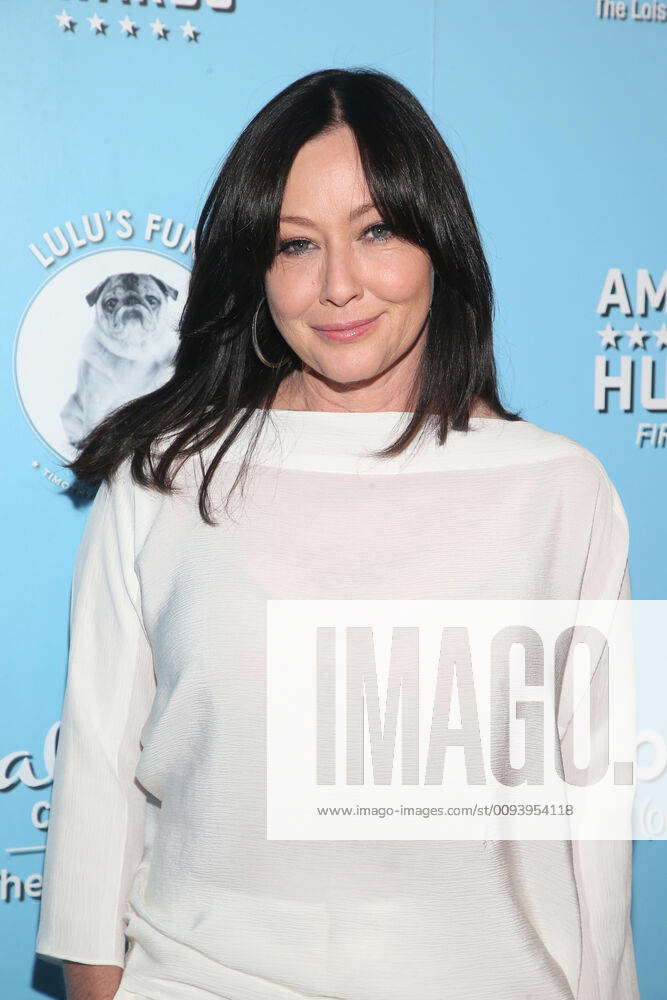 BEVERLY HILLS, CA - OCTOBER 5: Shannen Doherty at the 9th Annual