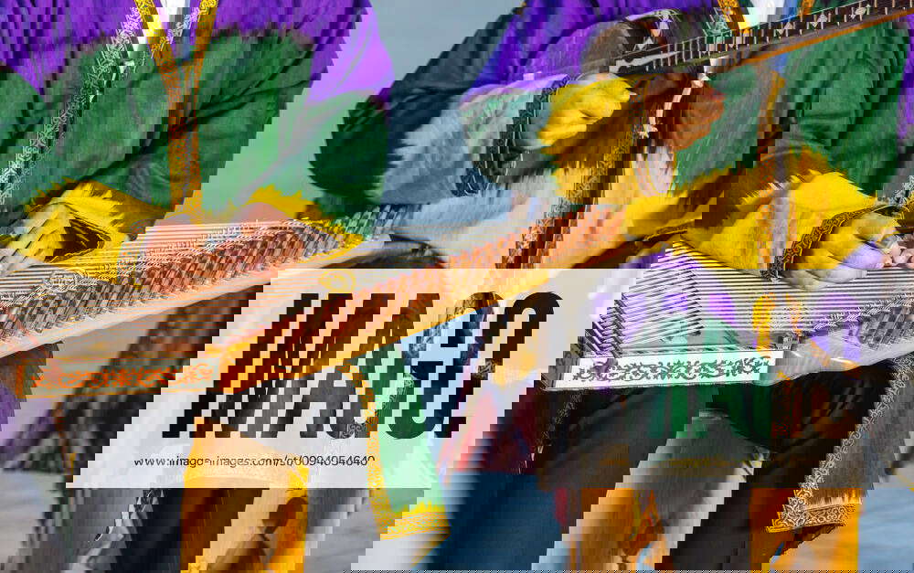 Folk Uzbek percussion musical instrument Doyra