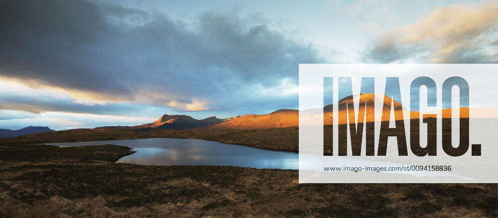 Ben Mor Coigach and Loch Dhonnachaidh in winter, Assynt, Highlands ...