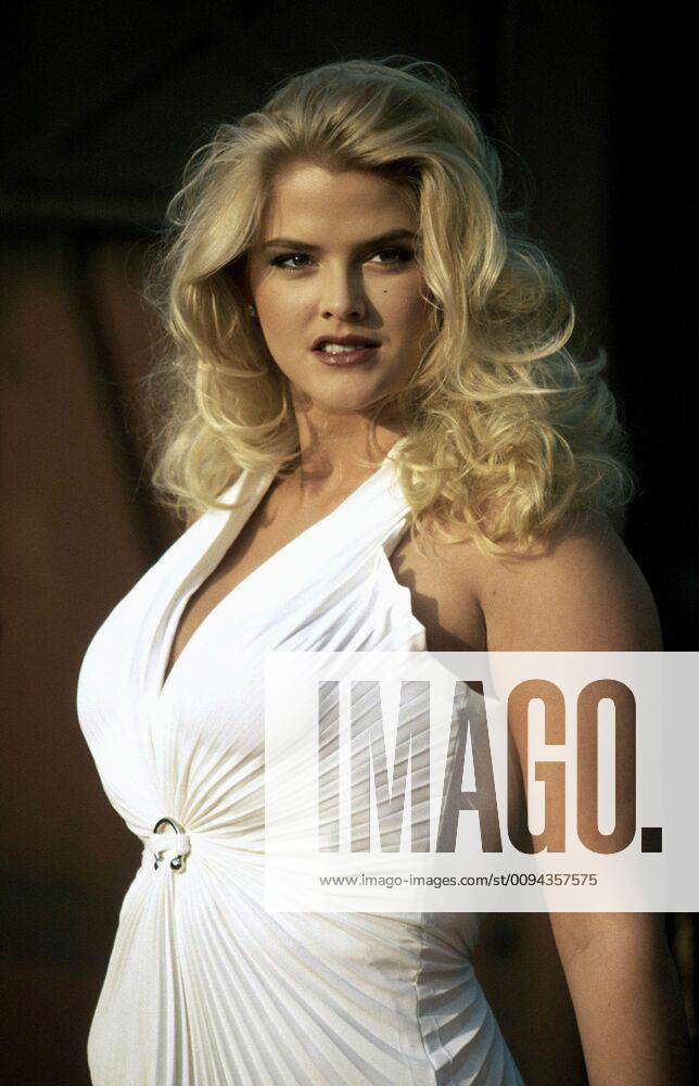 Anna Nicole Smith Actress And Model 01 May 7175