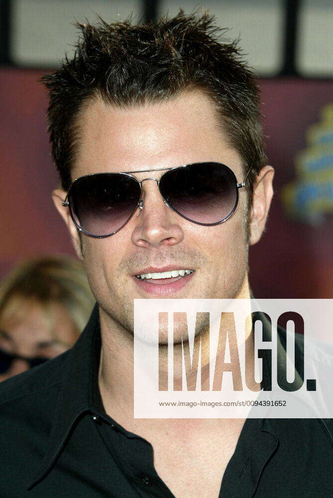 Johnny Knoxville Actor, Jackass 2002 MTV Movie Awards, Arrivals Shrine Auditorium, Downtown, Los