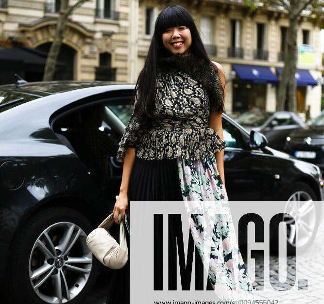 Susie Lau arriving at the Altuzarra show during Paris Fashion Week